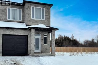 Freehold Townhouse for Sale, 440 Thomas Street, Carleton Place, ON