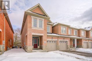 Freehold Townhouse for Sale, 51 Collin Court, Richmond Hill (Jefferson), ON