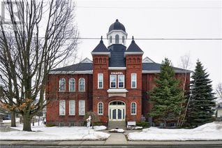 Condo Apartment for Sale, 27 Chapel Street Unit# 202, Woodstock, ON