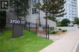 Condo Apartment for Sale, 3700 Kaneff Crescent E #2007, Mississauga (Mississauga Valleys), ON