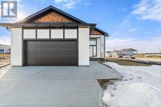 House for Sale, 90 Vincent Crescent, Olds, AB