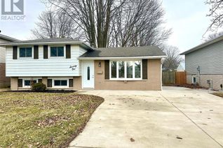 Sidesplit for Sale, 71 Blythewood Crescent, Chatham, ON