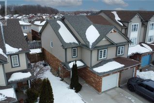 Townhouse for Sale, 58 Max Becker Drive, Kitchener, ON