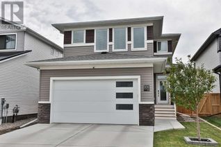 Detached House for Sale, 906 Miners Boulevard W, Lethbridge, AB