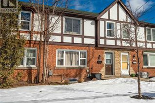 Freehold Townhouse for Sale, 2279 King Street E, Hamilton, ON