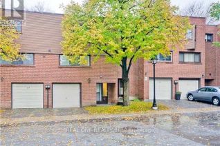 Condo Townhouse for Sale, 21 Grass Meadoway Way, Toronto (Hillcrest Village), ON