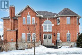 Freehold Townhouse for Sale, 1 Edgemont Court, Richmond Hill (Westbrook), ON