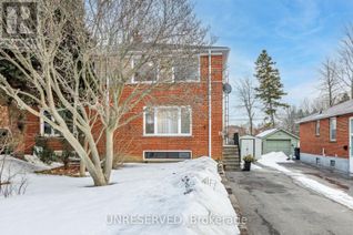 Semi-Detached House for Sale, 15 Rambler Place, Toronto (Glenfield-Jane Heights), ON