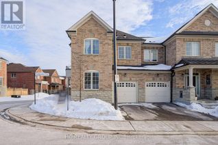 Townhouse for Sale, 19 Thornapple Lane, Richmond Hill (Oak Ridges Lake Wilcox), ON