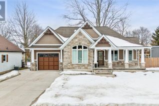 Bungalow for Sale, 550 Sarnia Street, Plympton-Wyoming, ON