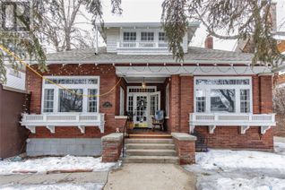 House for Sale, 1120 Clifton Avenue, Moose Jaw, SK