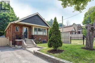 Detached House for Sale, 19 Southvale Drive, Toronto (Leaside), ON