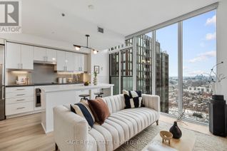 Condo for Sale, 426 University Avenue W #3701, Toronto (University), ON