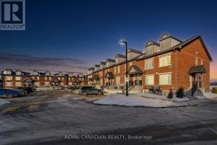 Condo Townhouse for Sale, 252 Penetanguishene Road E #14, Barrie (Georgian Drive), ON