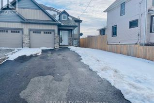 Semi-Detached House for Sale, 22 Elm Street, St. Catharines, ON