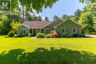 Detached House for Sale, 71 Dr. Lewis Johnston Street, South Farmington, NS