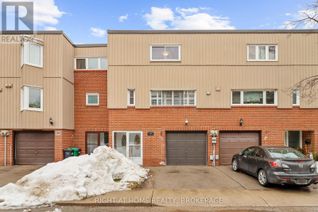 Condo Townhouse for Sale, 400 Bloor Street #100, Mississauga (Mississauga Valleys), ON