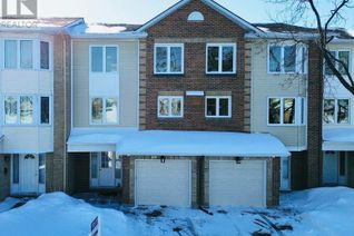 Condo Townhouse for Sale, 9 Castlebrook Lane #C, Ottawa, ON