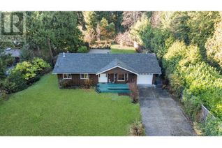 Property for Sale, 1559 Park Avenue, Roberts Creek, BC