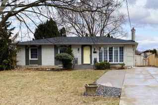 Bungalow for Sale, 98 Windward Street, St. Catharines (Carlton/Bunting), ON