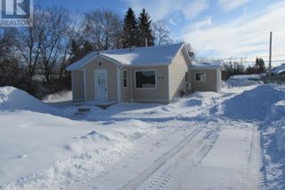 Bungalow for Sale, 610 Nipawin Road E, Nipawin, SK