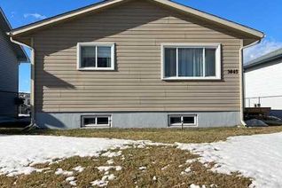 Bungalow for Sale, 3645 55 Avenue, Whitecourt, AB