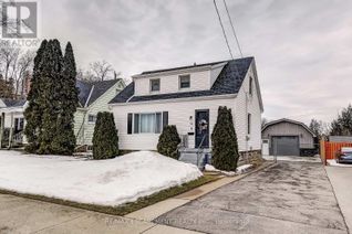 Detached House for Sale, 14 Walker Avenue, Hamilton (Stoney Creek), ON