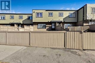 Townhouse for Sale, 3809 45 Street Sw #153, Calgary, AB