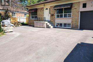 Bungalow for Rent, 17 Maralim Road, Richmond Hill (Crosby), ON