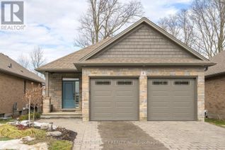 Detached House for Sale, 159 Collins Way #8, Strathroy-Caradoc (SE), ON