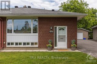 Semi-Detached House for Rent, 1337 Bloomsbury Crescent #A, Ottawa, ON