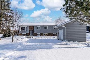 Detached House for Sale, 403 Penetanguishene Road, Oro-Medonte, ON