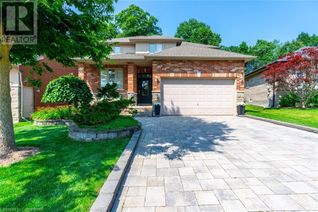 House for Sale, 68 Newcombe Road, Dundas, ON