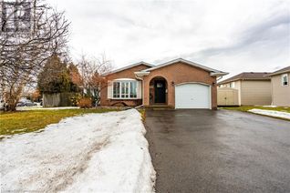 House for Sale, 109 Larchwood Circle, Welland, ON