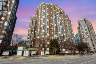 Condo Apartment for Sale, 325 Webb Drive #811, Mississauga (City Centre), ON