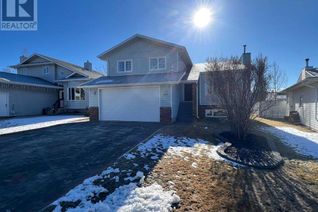 House for Sale, 127 Nowrie Street, Hinton, AB