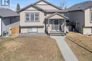 Detached House for Sale, 151 Bowman Circle, Sylvan Lake, AB