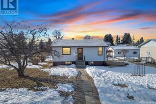 Bungalow for Sale, 3901 45 Street, Red Deer, AB