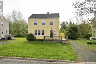 Detached House for Sale, 25 The Heights Road, Antigonish, NS