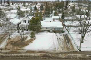 Bungalow for Sale, 649 Mcnabb St, Sault Ste. Marie, ON