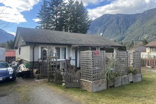 Ranch-Style House for Sale, 536 6th Avenue #534, Hope, BC