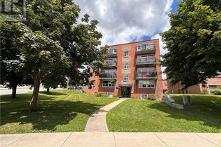 Condo Apartment for Rent, 2 Grant Boulevard Unit# 22, Dundas, ON