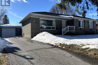 Bungalow for Rent, 370 Balkan Road, Richmond Hill (Crosby), ON