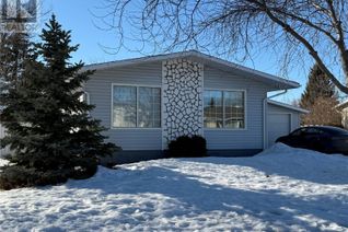 Bungalow for Sale, 201 Onstad Crescent, Weyburn, SK