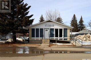 Property, 804 Main Street, Moosomin, SK