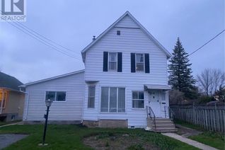 Detached House for Sale, 17 Grant Street, Perth, ON