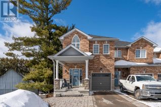 Freehold Townhouse for Sale, 32 Bud Doucette Court, Uxbridge, ON