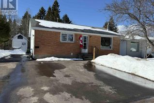 Detached House for Sale, 166 Theresa Street, Thunder Bay, ON