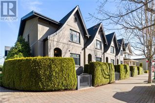 Townhouse for Sale, 237 Second Ave W #4, Qualicum Beach, BC