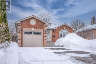 Property for Sale, 4 Irish Lane, Barrie (Grove East), ON